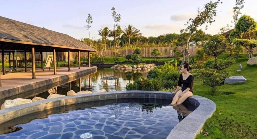 Minera Hot Springs Binh Chau  